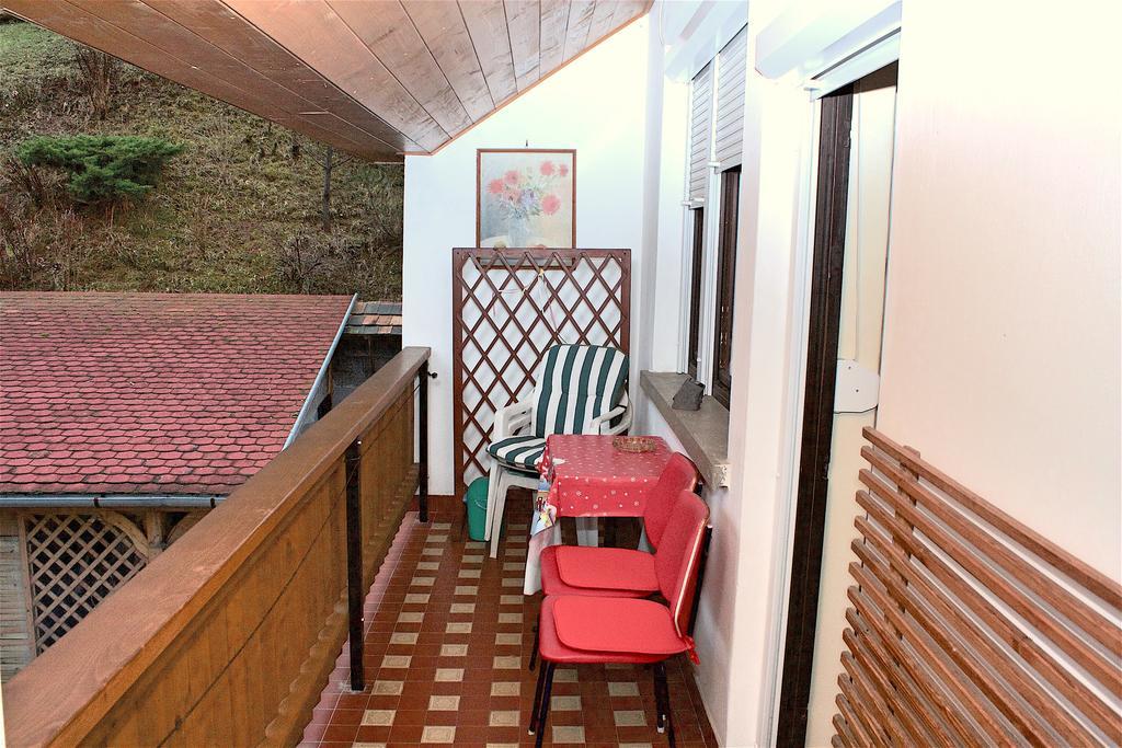 Pereszlenyi Vendeghaz Hotel Visegrad Room photo
